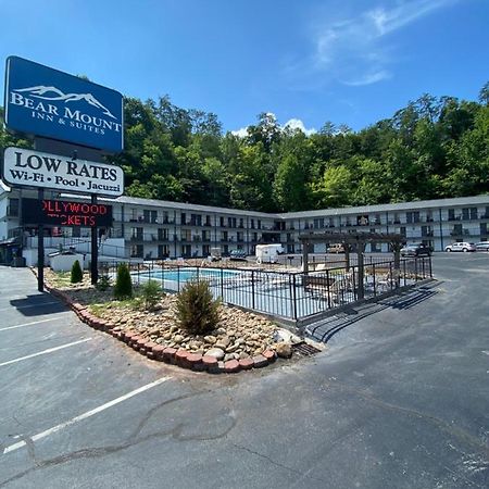Bear Mount Inn & Suites Pigeon Forge Eksteriør billede