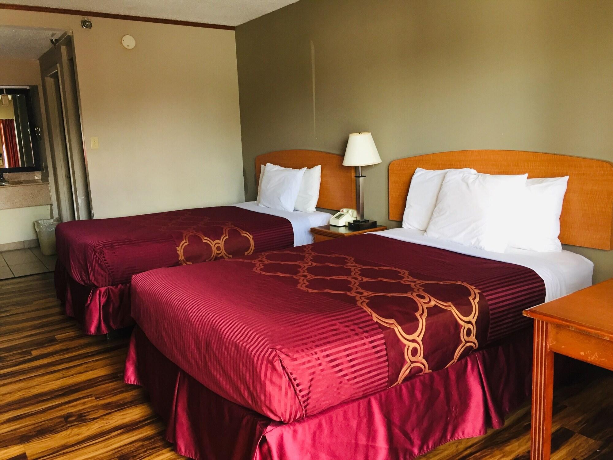 Bear Mount Inn & Suites Pigeon Forge Eksteriør billede