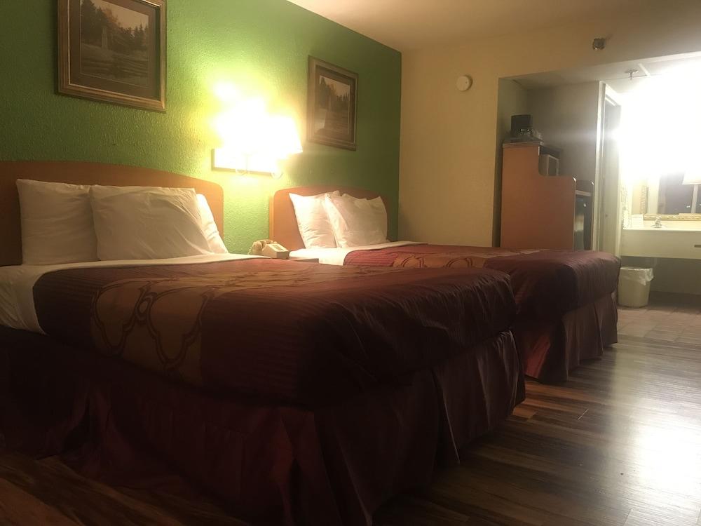 Bear Mount Inn & Suites Pigeon Forge Eksteriør billede