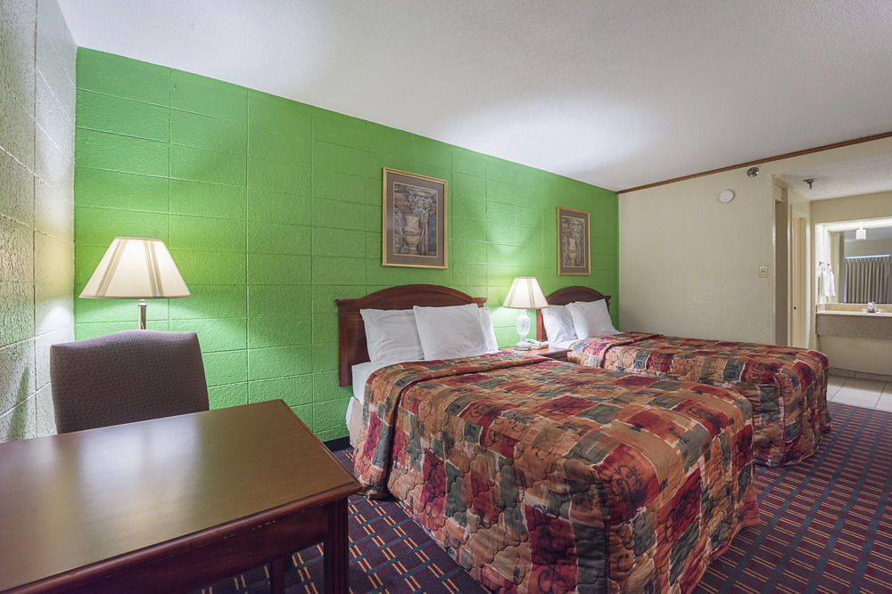 Bear Mount Inn & Suites Pigeon Forge Eksteriør billede
