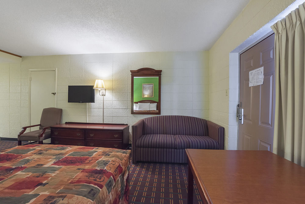 Bear Mount Inn & Suites Pigeon Forge Eksteriør billede