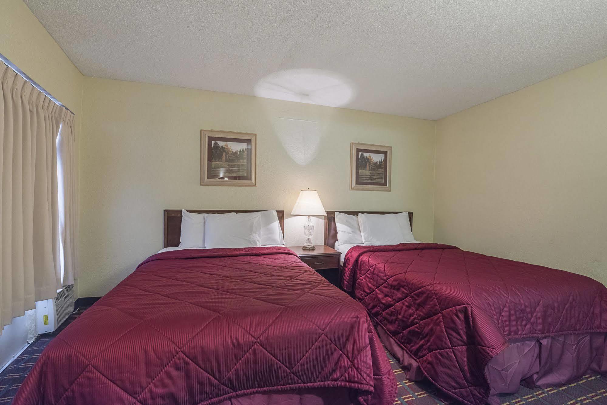 Bear Mount Inn & Suites Pigeon Forge Eksteriør billede